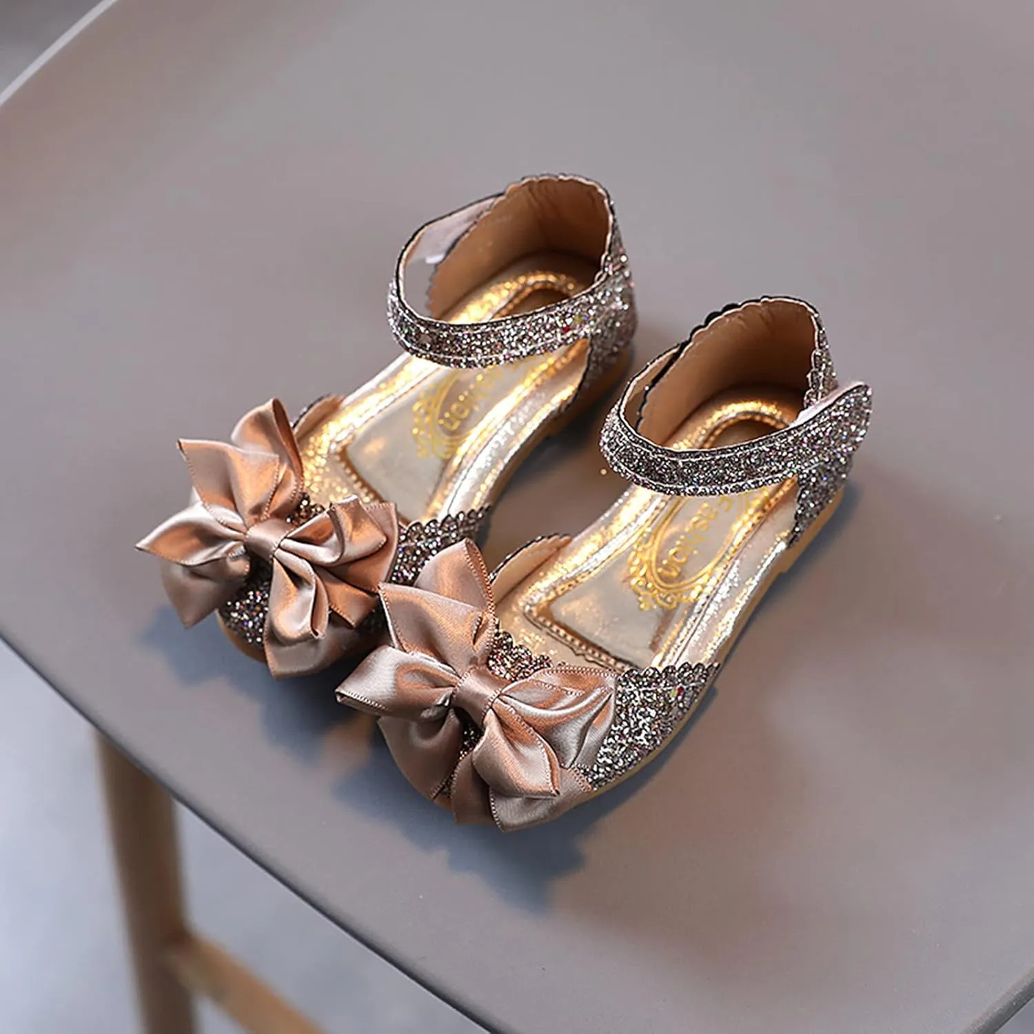 EnJoCho Girls Dress Shoes Glitter Princess Low Heels Knot Bling Party Wedding Flower Girls Shoes Pump Sandals for 1-7Years