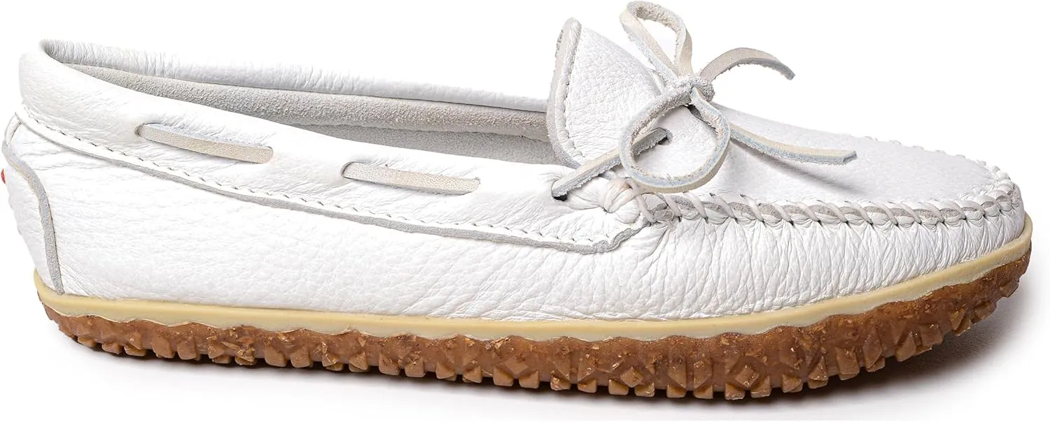 Minnetonka Women's Deerskin Tread